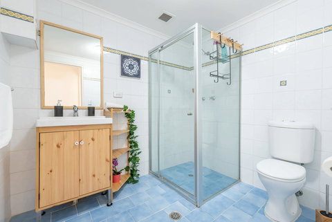 Apartments In Pyrmont - Holiday Byron Bay 3