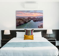 Coniston Hotel Wollongong - Holiday Byron Bay