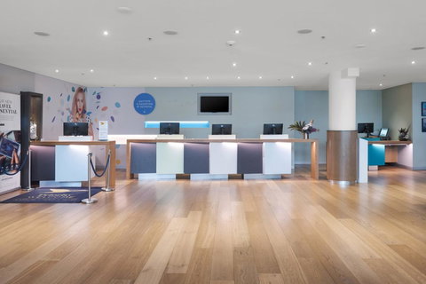 Novotel Sydney Darling Harbour - Holiday Byron Bay 10