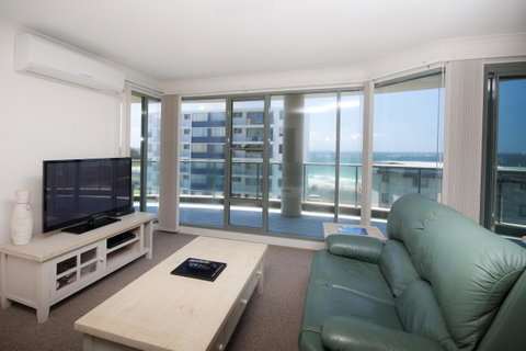 Sails Apartments - Holiday Byron Bay 18