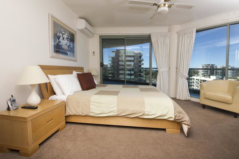 Sails Apartments - Holiday Byron Bay 11