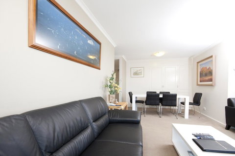 Sails Apartments - Holiday Byron Bay 14