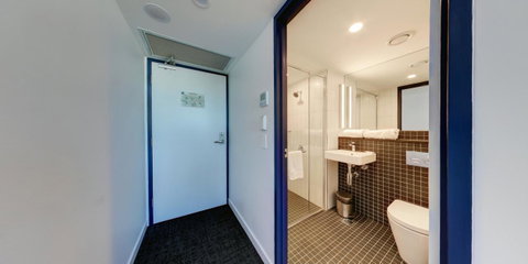 Ibis Budget Sydney Airport - Holiday Byron Bay 11