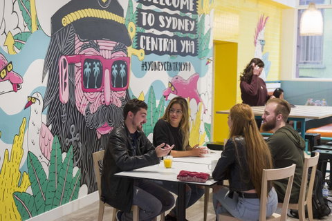YHA Sydney Central - Holiday Byron Bay 1
