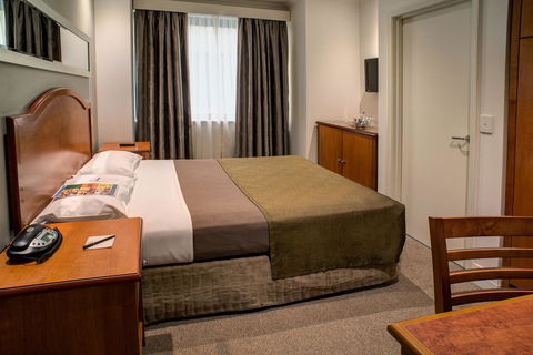 Great Southern Hotel Sydney - Holiday Byron Bay 8