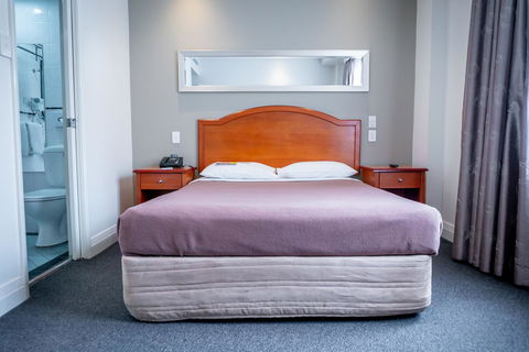 Great Southern Hotel Sydney - Holiday Byron Bay 1