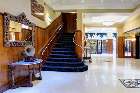 Great Southern Hotel Sydney - Holiday Byron Bay 12