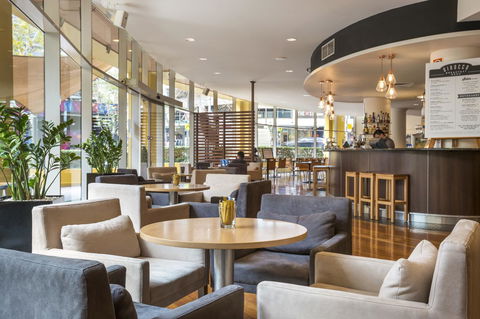 Holiday Inn Sydney Potts Point - Holiday Byron Bay 5