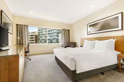 Holiday Inn Sydney Potts Point - Holiday Byron Bay 24