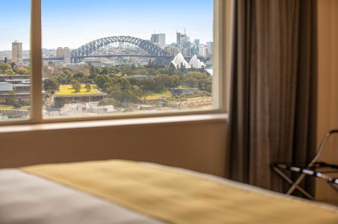 Holiday Inn Sydney Potts Point - Holiday Byron Bay 2
