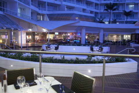 Novotel Sydney Brighton Beach - Holiday Byron Bay 16
