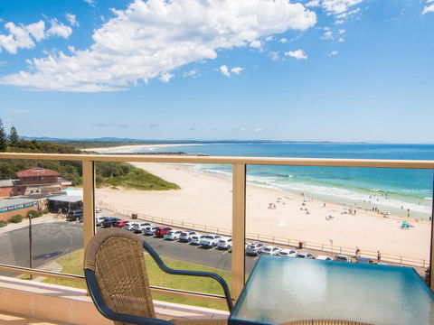 Ebbtide 27 - Holiday Byron Bay 1
