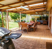 Sunbaker Beach House - Holiday Byron Bay