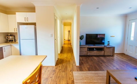 Sunbaker Pet Friendly Awards Finalist 4 Mins Walk To Culburra Beach - Holiday Byron Bay 17