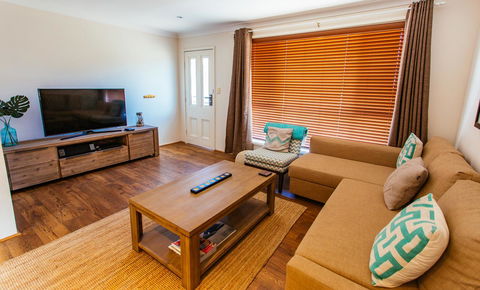 Sunbaker Pet Friendly Awards Finalist 4 Mins Walk To Culburra Beach - Holiday Byron Bay 7