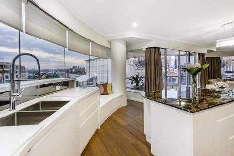 Darling Harbour ICC 3BR+PARKING+VIEWS è¾¾ä»¤æ¸¯å…¨æ™¯è±ªåŽä¸‰æˆ¿ - Holiday Byron Bay 3
