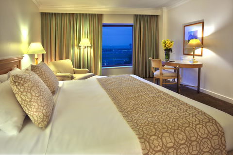 Stamford Plaza Sydney Airport Hotel & Conference Centre - Holiday Byron Bay 6