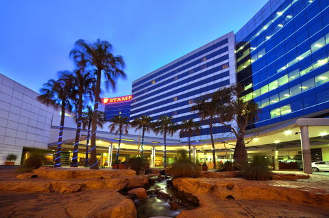 Stamford Plaza Sydney Airport Hotel & Conference Centre - Holiday Byron Bay 0
