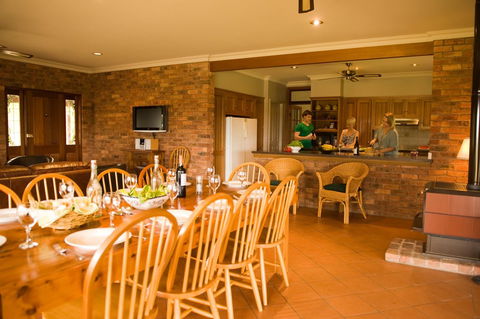 Ironstone Estate Lovedale - Holiday Byron Bay 37