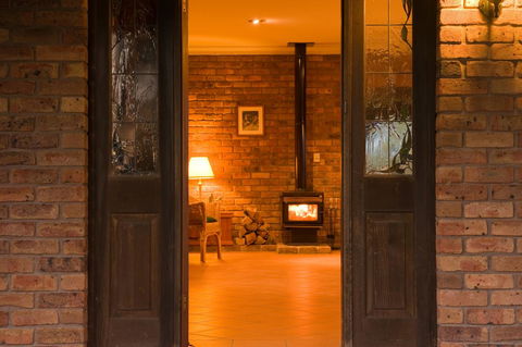 Ironstone Estate Lovedale - Holiday Byron Bay 39