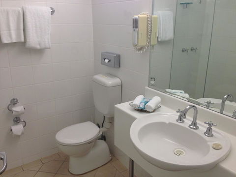 Coogee Sands Hotel & Apartments - Holiday Byron Bay 6