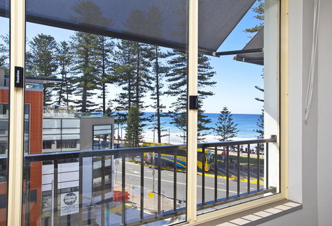Manly Paradise Motel & Apartments - Holiday Byron Bay 12