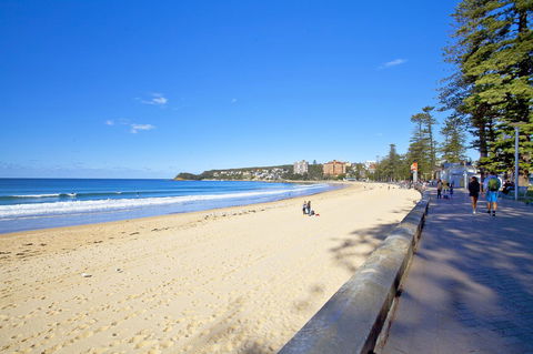 Manly Paradise Motel & Apartments - Holiday Byron Bay 3