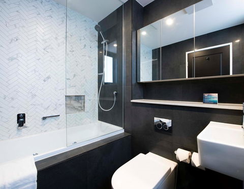 Holiday Inn & Suites - Parramatta Marsden Street, An IHG Hotel - Holiday Byron Bay 16