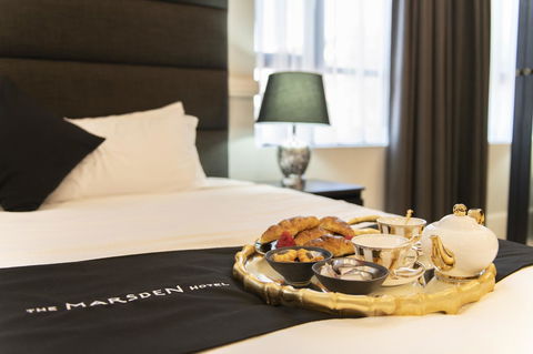 Holiday Inn & Suites - Parramatta Marsden Street, An IHG Hotel - Holiday Byron Bay 0