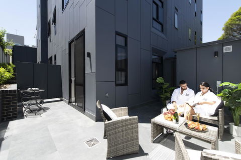 Holiday Inn & Suites - Parramatta Marsden Street, An IHG Hotel - Holiday Byron Bay 3
