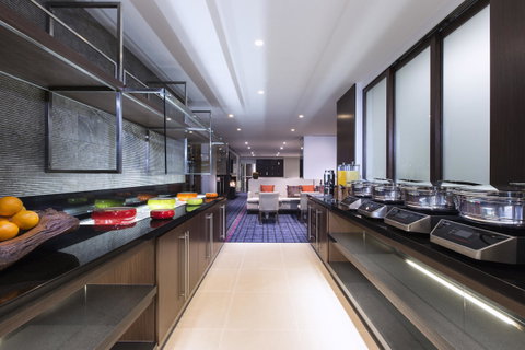 Swissotel Sydney - Holiday Byron Bay 37