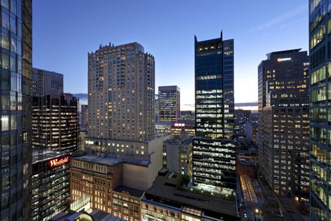 Swissotel Sydney - Holiday Byron Bay 8