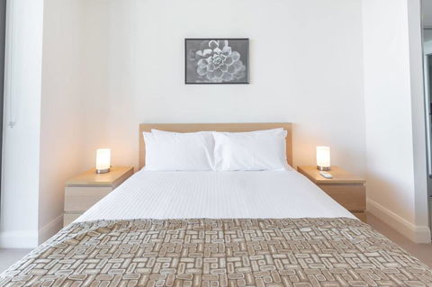 Two Bedders Apartment With Stunning Water View - Holiday Byron Bay 3