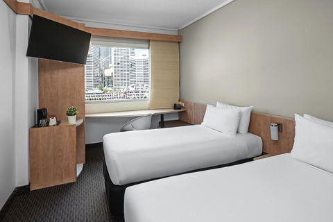 Ibis Sydney Darling Harbour - Holiday Byron Bay 7