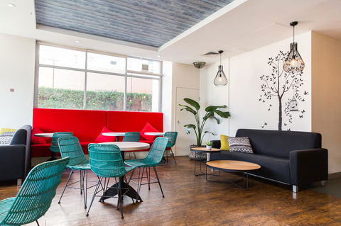 Ibis Sydney Darling Harbour - Holiday Byron Bay 10