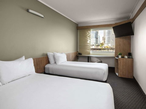 Ibis Sydney Darling Harbour - Holiday Byron Bay 42