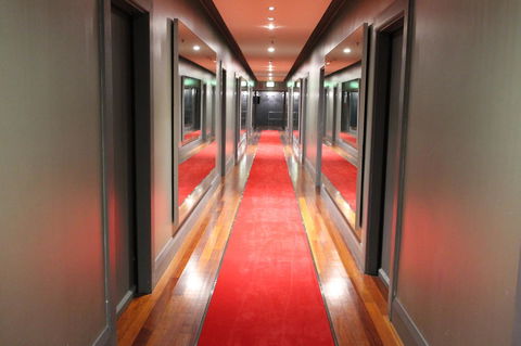 Kirketon Hotel Sydney - Holiday Byron Bay 2