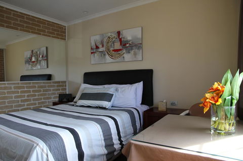 Grand Manor Motor Inn - Holiday Byron Bay 4