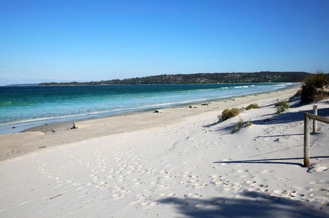 Jervis Bay Beach Shack I Pet Friendly - Holiday Byron Bay 17