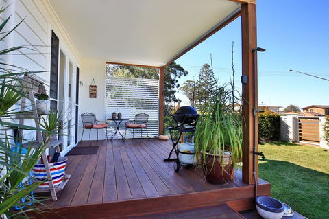 Jervis Bay Beach Shack I Pet Friendly - Holiday Byron Bay 12
