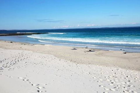 Jervis Bay Beach Shack I Pet Friendly - Holiday Byron Bay 16