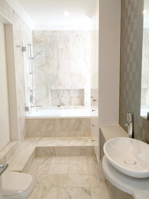 Luxury House In Bondi Junction - Holiday Byron Bay 5