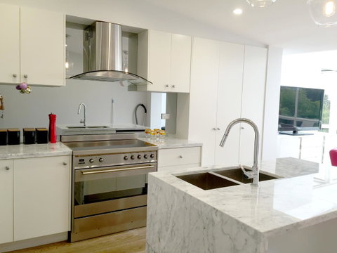 Luxury House In Bondi Junction - Holiday Byron Bay 14