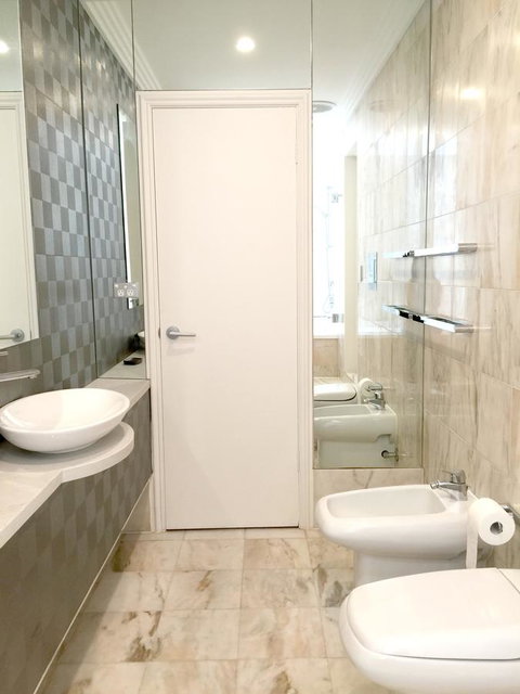 Luxury House In Bondi Junction - Holiday Byron Bay 6