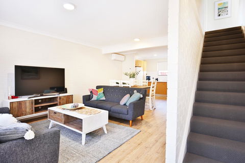 Abode @ Culburra - Pet Friendly - 4 Mins To Beach - Holiday Byron Bay 7