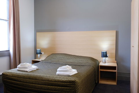 Royal Exhibition Hotel - Holiday Byron Bay 18
