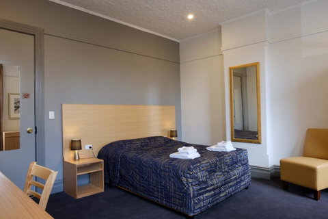 Royal Exhibition Hotel - Holiday Byron Bay 13