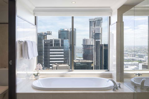 Amora Hotel Jamison Sydney - Holiday Byron Bay 25