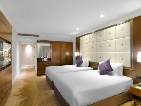 Amora Hotel Jamison Sydney - Holiday Byron Bay 11