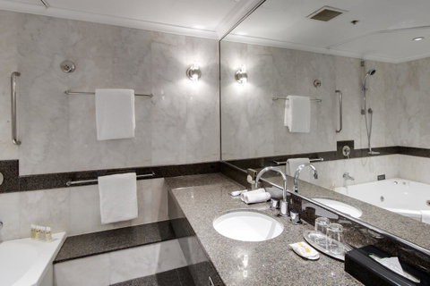 Pullman Sydney Hyde Park - Holiday Byron Bay 12